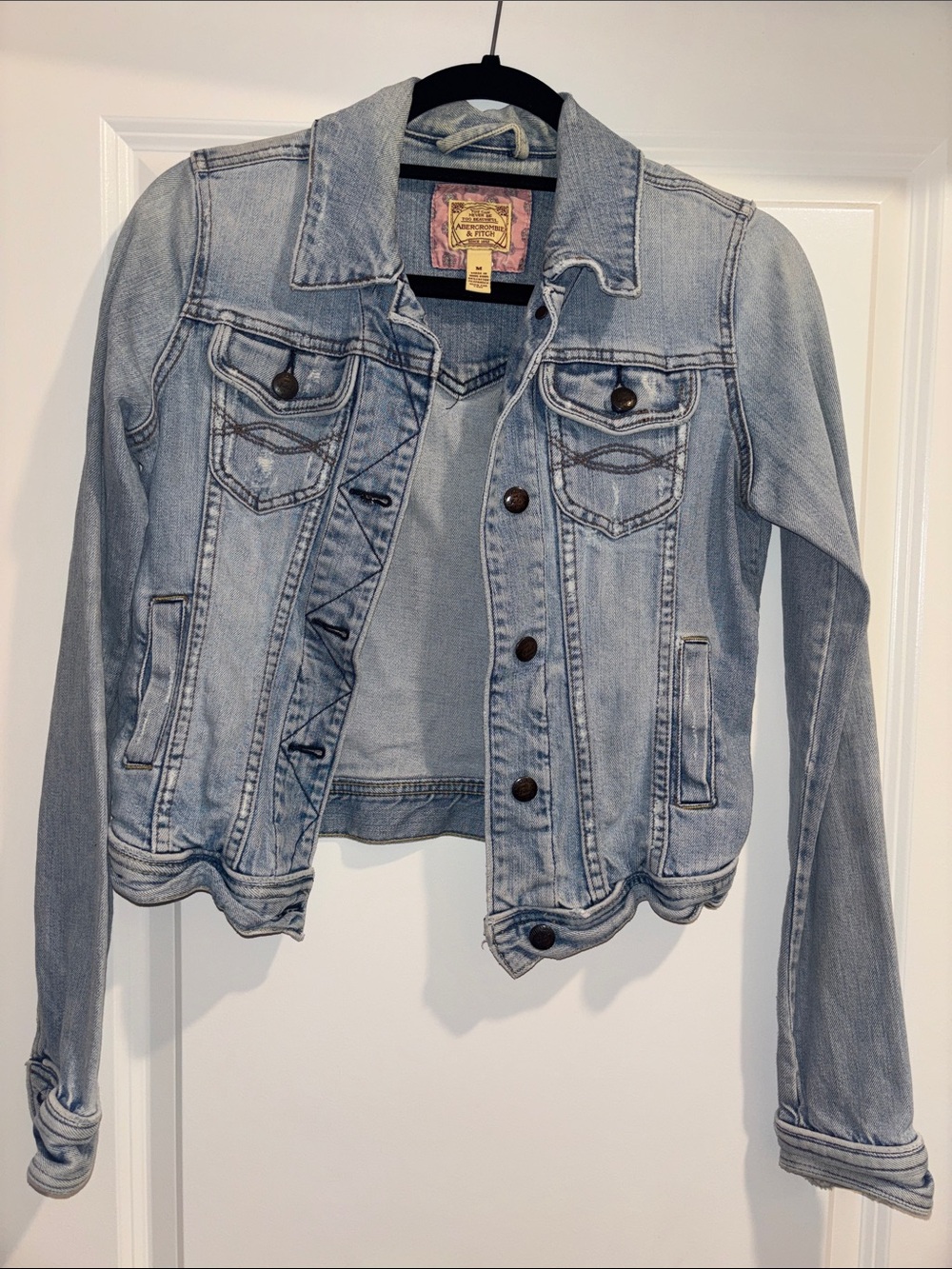 Vintage Abercrombie & Fitch Light Wash Denim Jacket - Women